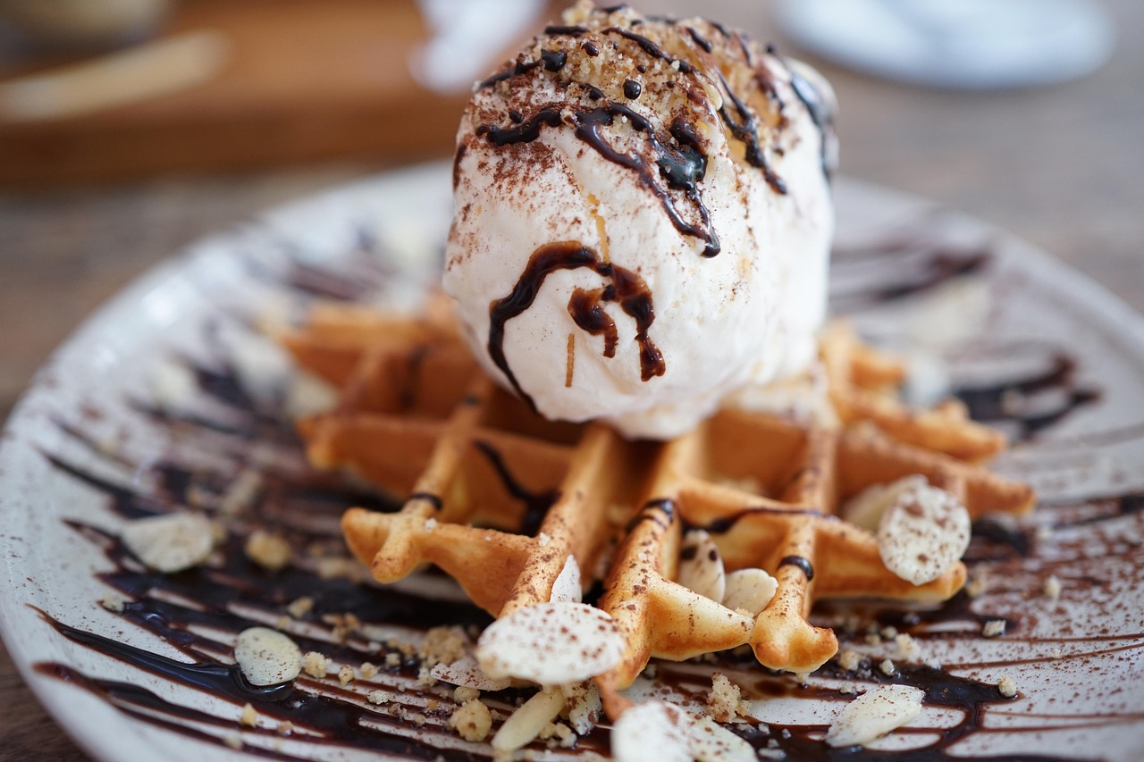 7 Bahan Utama dalam Pembuatan Es Krim dan Fungsinya