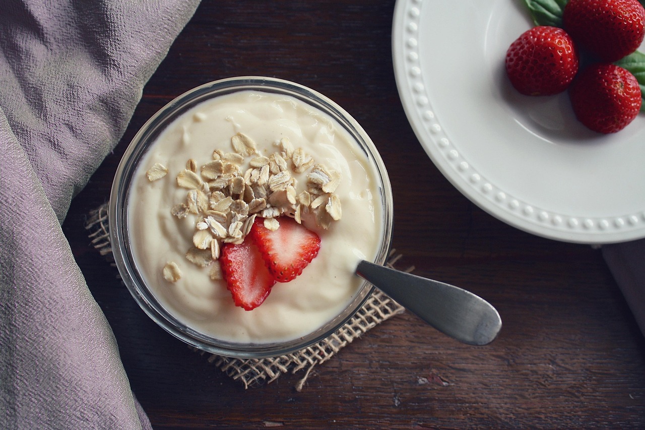 Cara Memilih Yogurt yang Tepat untuk Salad Buah yang Lezat